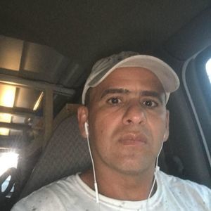 Meet your Posher, Marcos